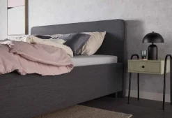 Bedframe Home 51